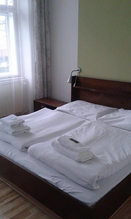 Hotel Saloon Zlín Cameră foto